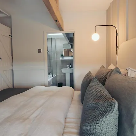 The Byre At Kitty House Holiday home