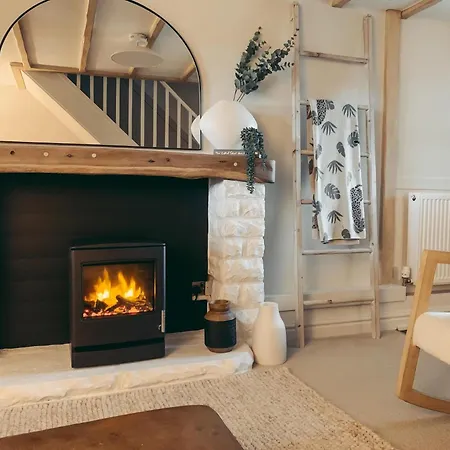 The Byre At Kitty House Holiday home